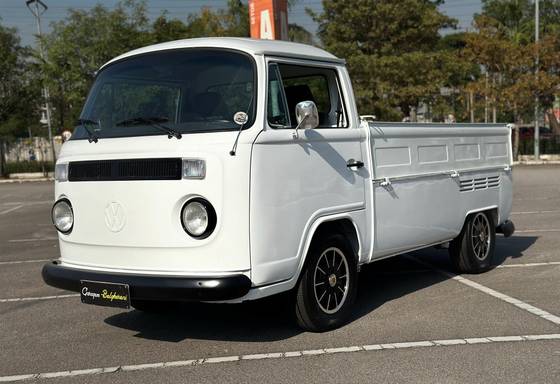VOLKSWAGEN KOMBI 1.6 MI PICK-UP CS 8V GASOLINA 2P MANUAL VOLKSWAGEN KOMBI 1.6 MI PICK-UP CS 8V GASOLINA 2P MANUAL